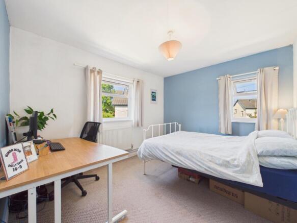 3 bed Semi-Detached for sale Image 8