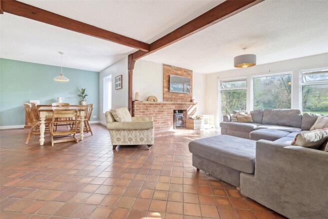Sitting/Dining Room