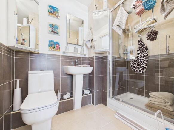 2 bed Apartment for sale Image 7