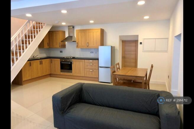 Kitchen/ Living Room