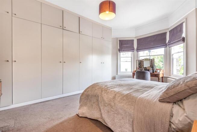 Heathfield Gardens, W4 - FOR SALE(6).jpg