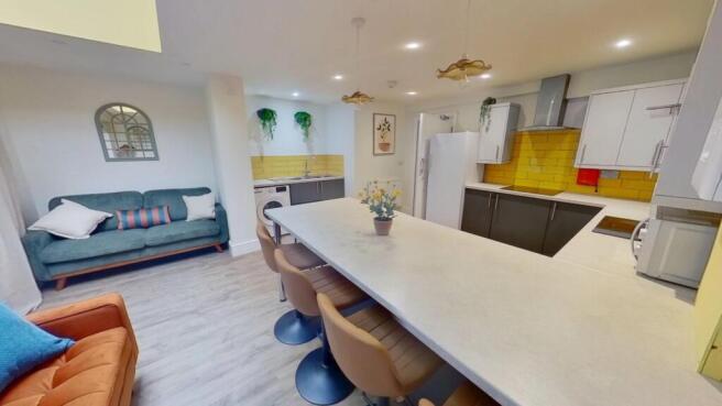 191-North-Sherwood-Street-NG1-09252026_095729