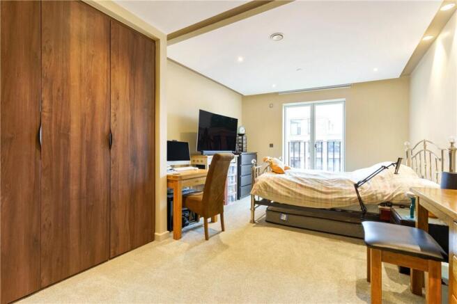 3 bed Penthouse for sale Image 7