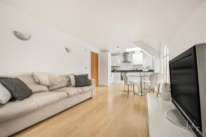 Kitchen/Living Room