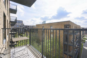 Flat 22, Quinton Court, Plough Way, London SE16 7FA