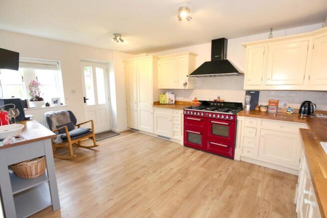 Kitchen/Breakfast Rm