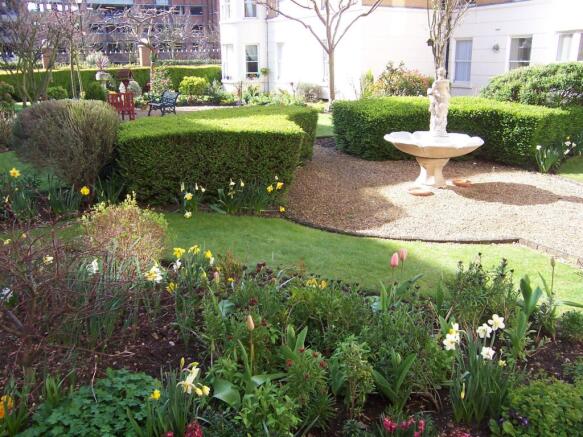 Residents Gardens