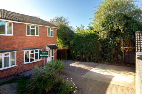 Neville Close, Shepshed