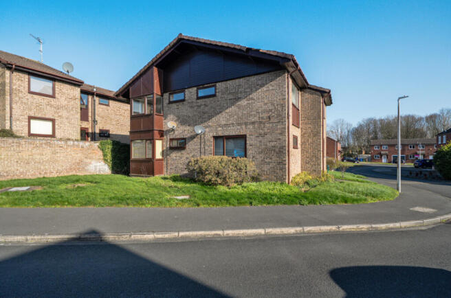1 bed Flat for sale Image 11