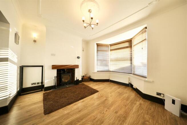 3 bed Detached for sale Image 8