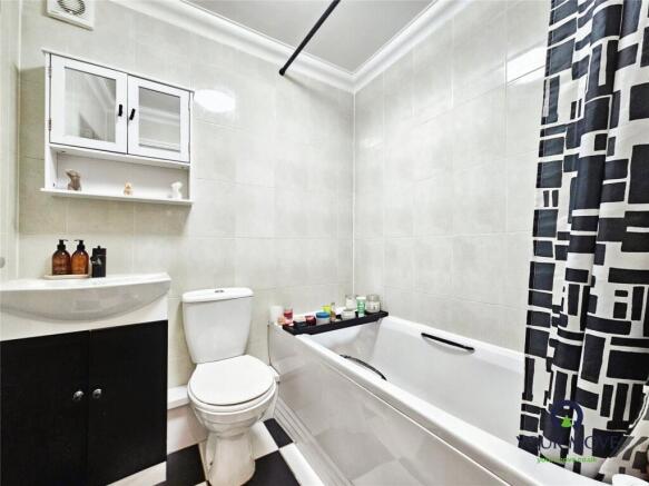 Bathroom/Wc