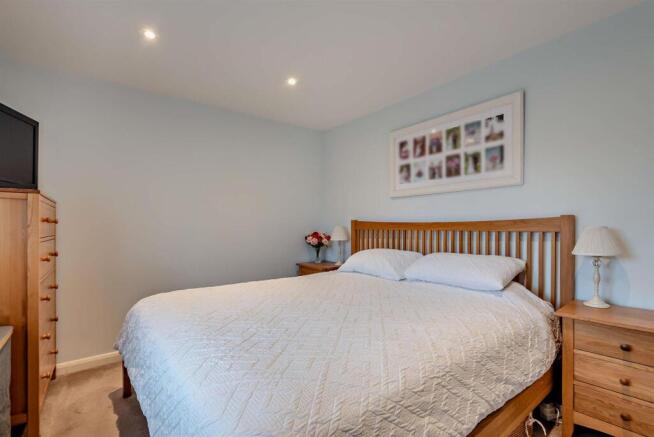 8666205-interior08-800.jpg