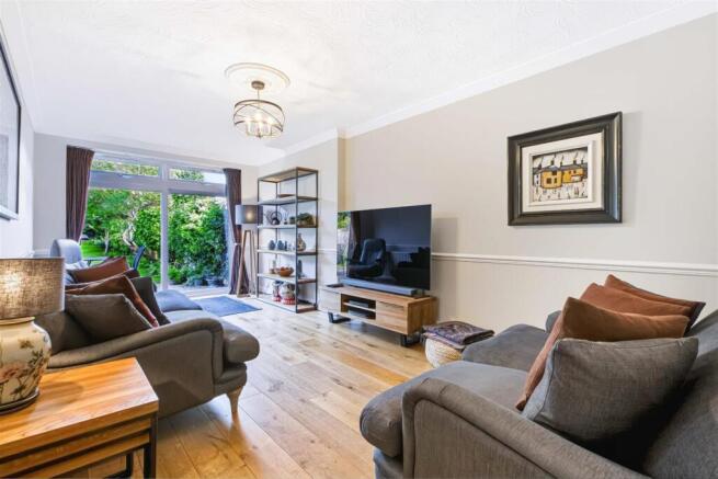 2 Ufton Close 14.jpg