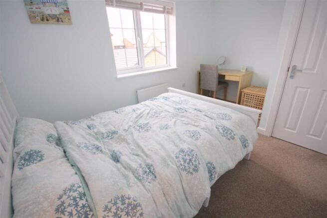 FRONT DOUBLE BEDROOM TWO