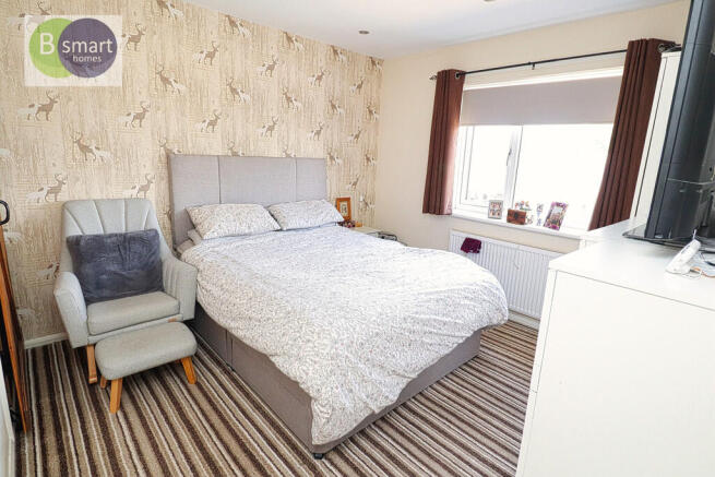 3 bed Semi-Detached for sale Image 7
