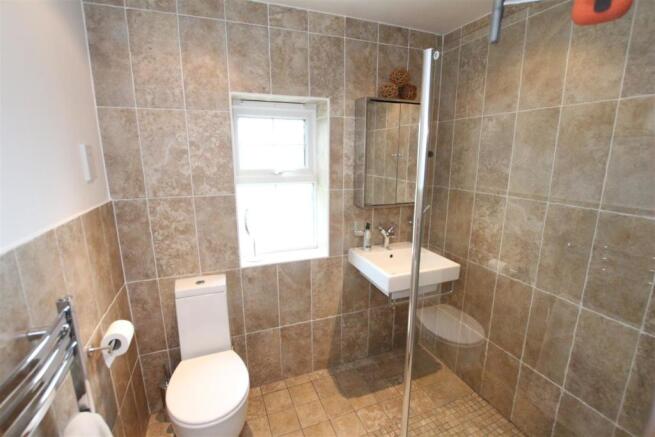 En-suite Wet Room