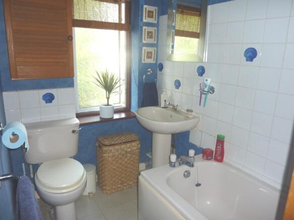 Upstairs Bath/W.C.