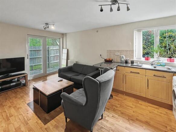 6_Open Plan Lounge Kitchen.jpeg