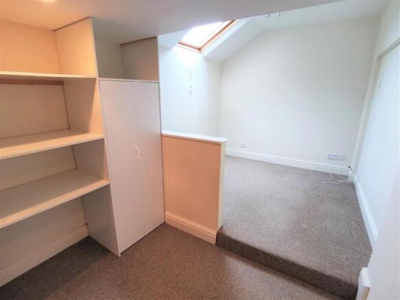 bedroom 4/study
