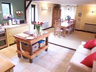 Kitchen/Dining Room