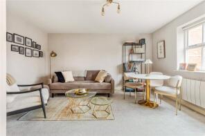 6, Lisle Close, London SW17 6LA
