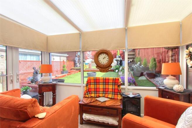 2 bed Bungalow for sale Image 7