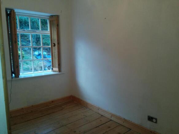 2nd double bedroom