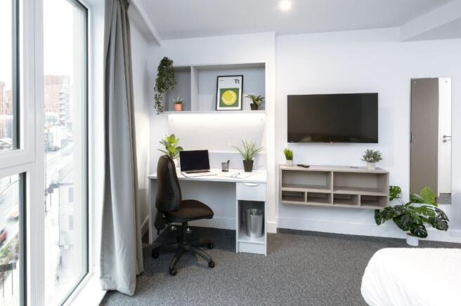 1 bed Apartment to rent Image 4