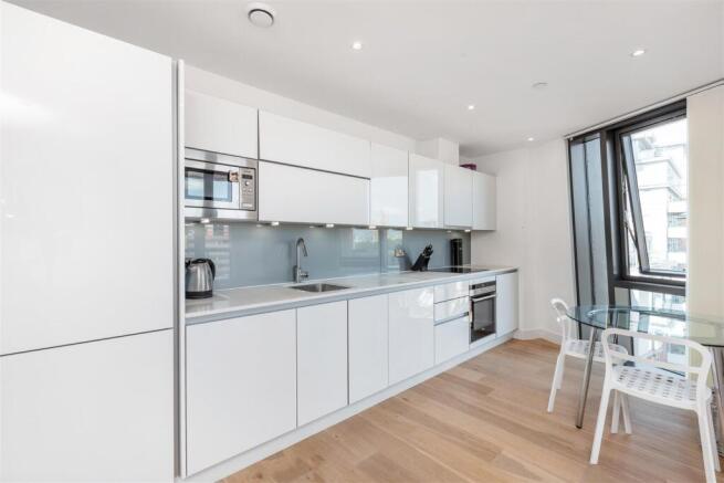 Kitchen & Dining Are