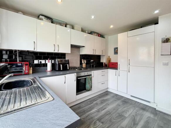 image00028.jpeg