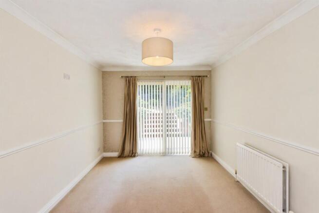 4 bed Detached for sale Image 7