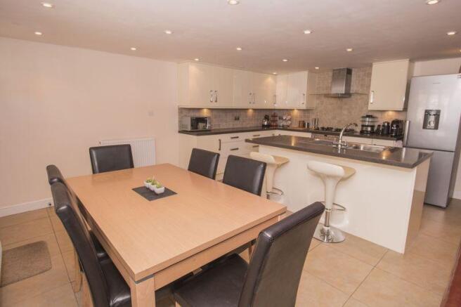Kitchen / Diner