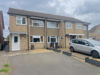 Leonard Close, Frimley, Camberley, Surrey