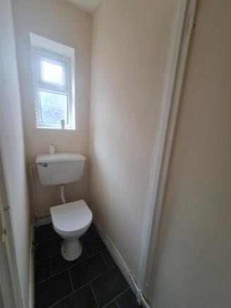 2 bed Terraced for sale Image 7