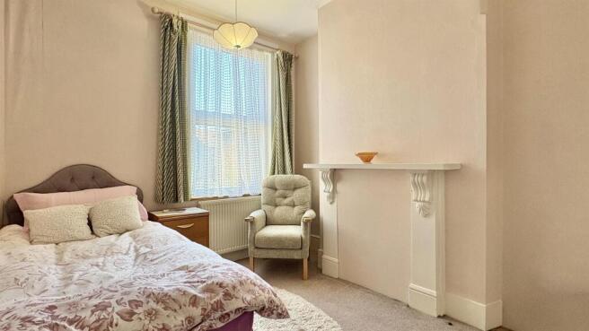 Stratford E15 photo 4