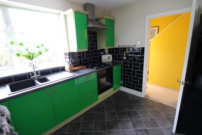 kitchen/dining room