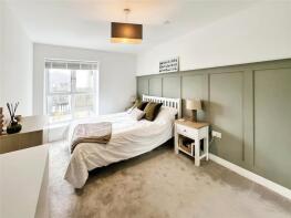 Flat 21, 2 Quay Court, Glenway Road, Rochester ME1 1RW