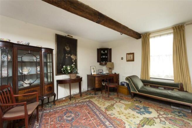 4 bed Detached for sale Image 5