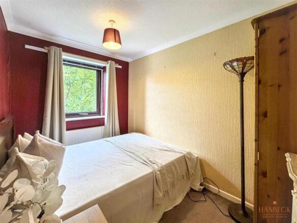 2 bed Terraced for sale Image 6