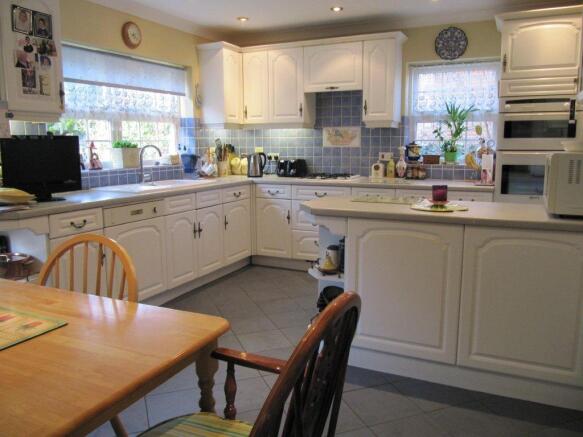 Kitchen/Breakfast Ro