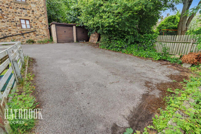 3 bed Terraced for sale Image 9