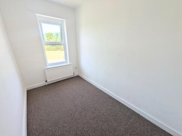 3 bed Not Specified to rent Image 11