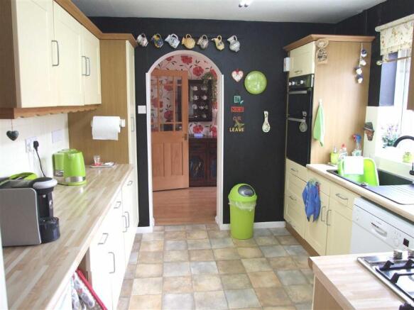Fitted Kitchen