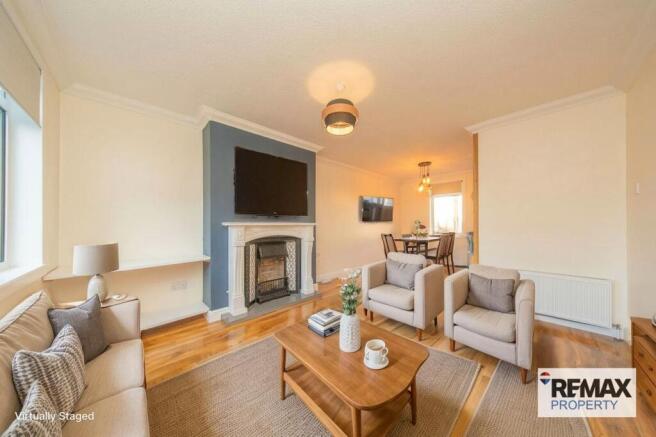 Virtually Staged Dining Lounge