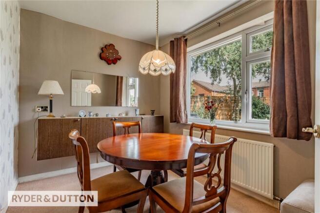 3 bed Bungalow for sale Image 12
