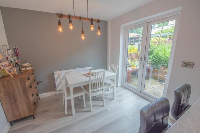 3 bed Semi-Detached for sale Image 6