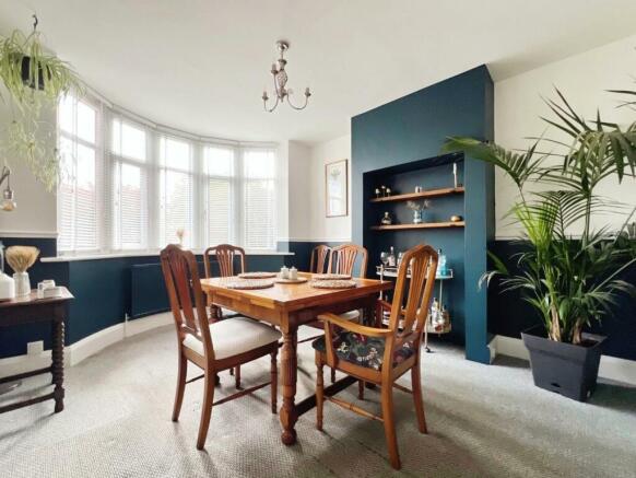 7deab123-dininng 20room.jpg