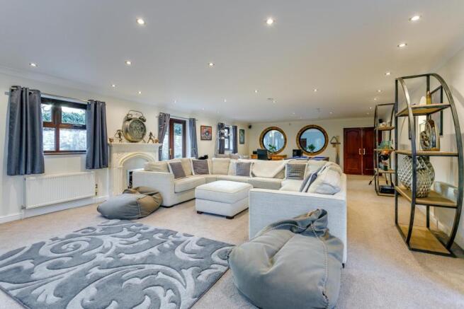 Family/Cinema/Games Room