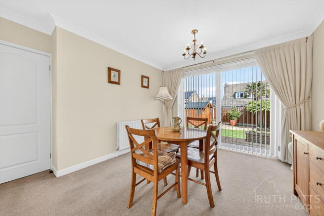 2 bed Semi-Detached Bungalow for sale Image 8