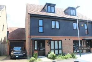 1, Oswald Close, Hornchurch RM12 5DF